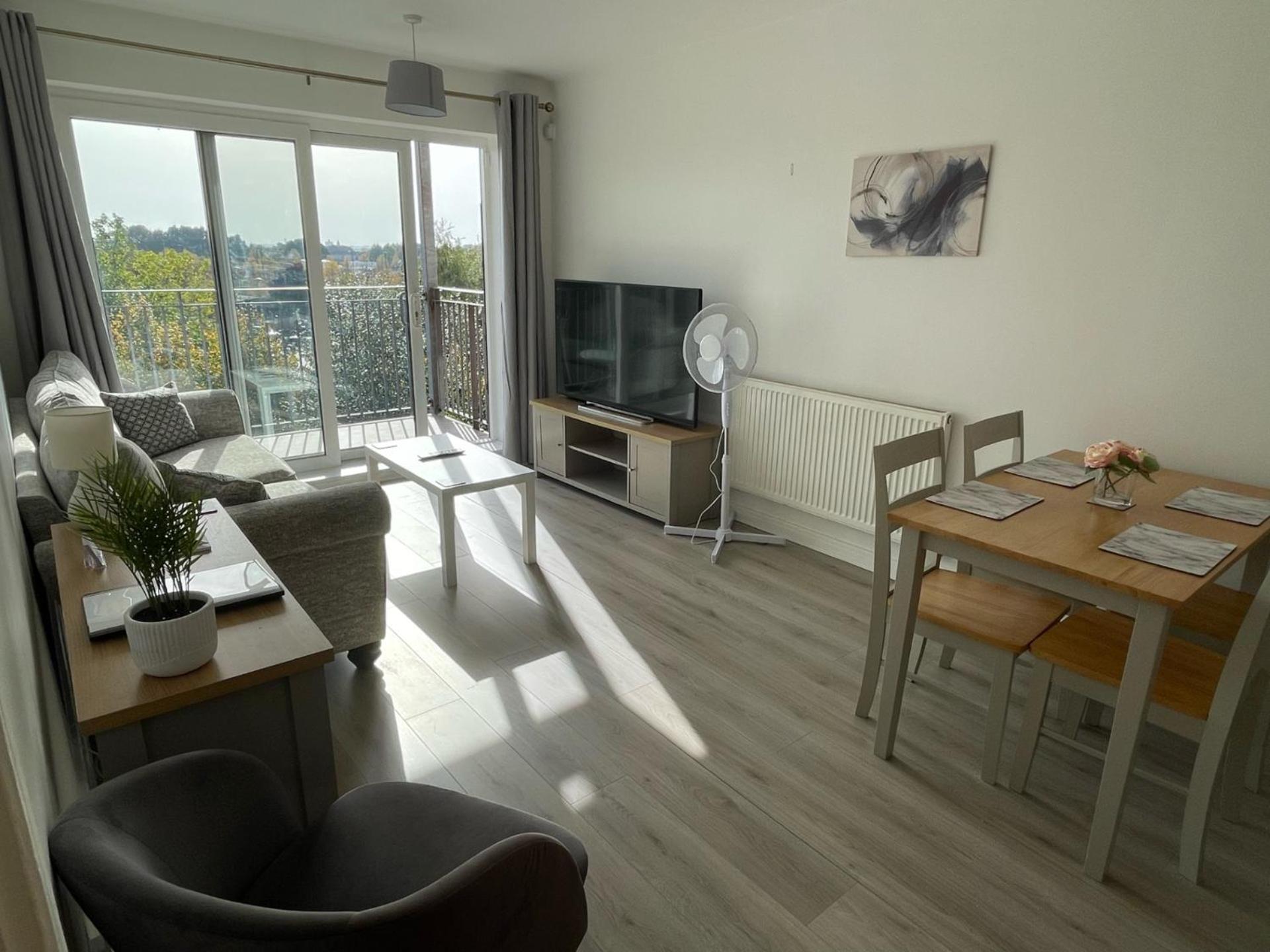 Apartment Balcony - Views Of Etihad Stadium - Near Coop Live Arena - Free Parking Manchester