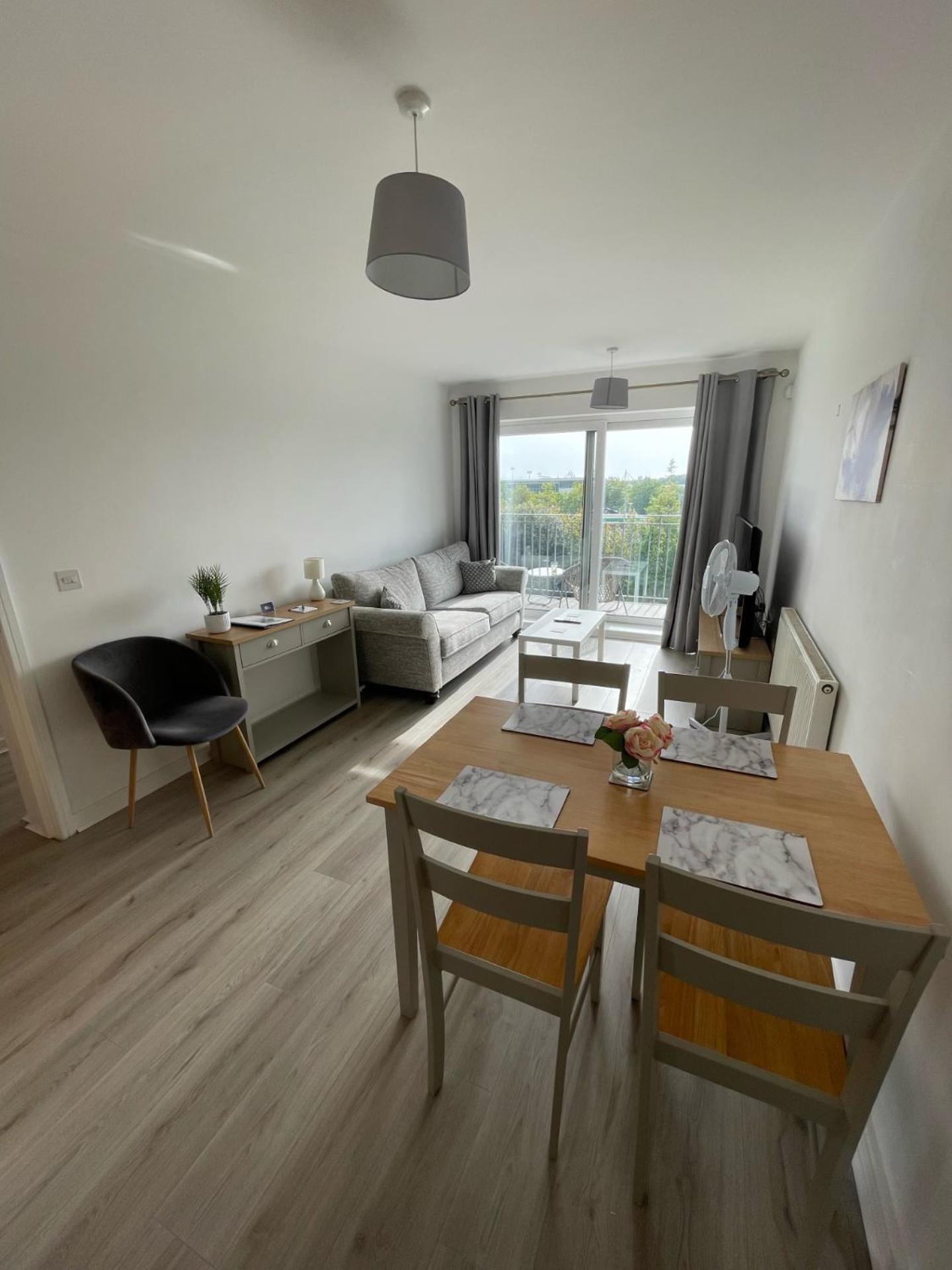 Balcony - Views Of Etihad Stadium - Near Coop Live Arena - Free Parking Манчестер